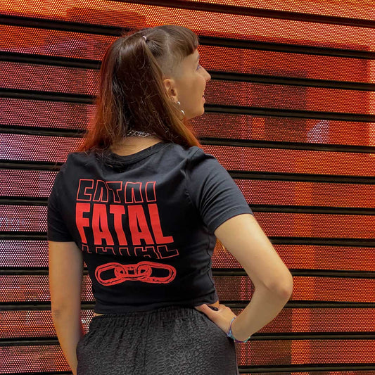 Crop Fatal - PANTONE 032C