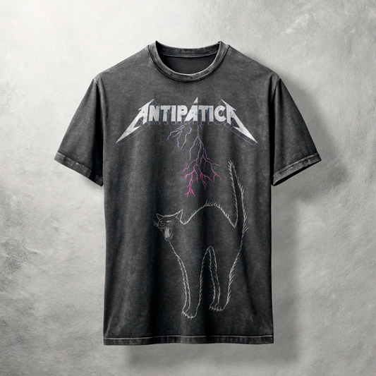 Camiseta Antipática