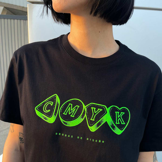 Camiseta CMYK Dogras de diseño